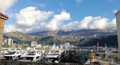 Tengerre néző apartman, Magán szállás a községben Budva, Montenegró